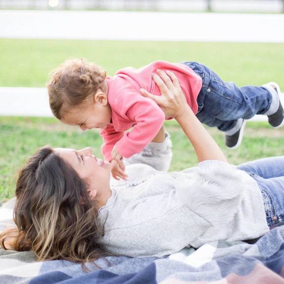 Meet your Posher, Felicia - Picture 1 of 1